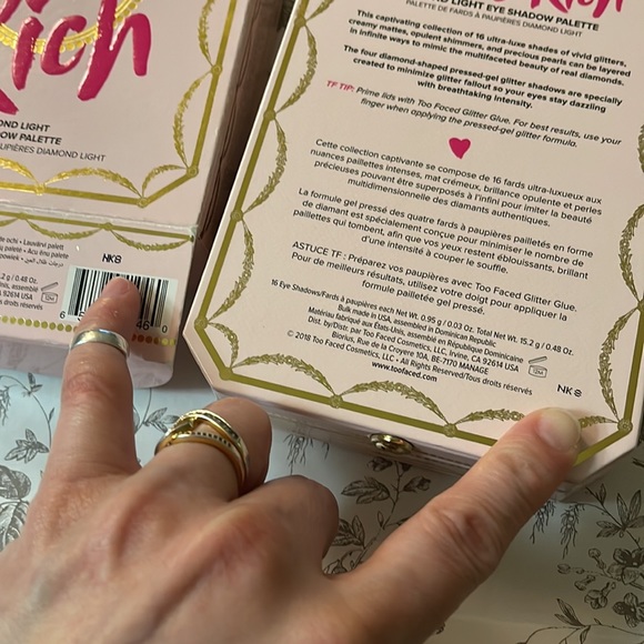 Too faced Pretty Rich Pallet - Picture 9 of 11